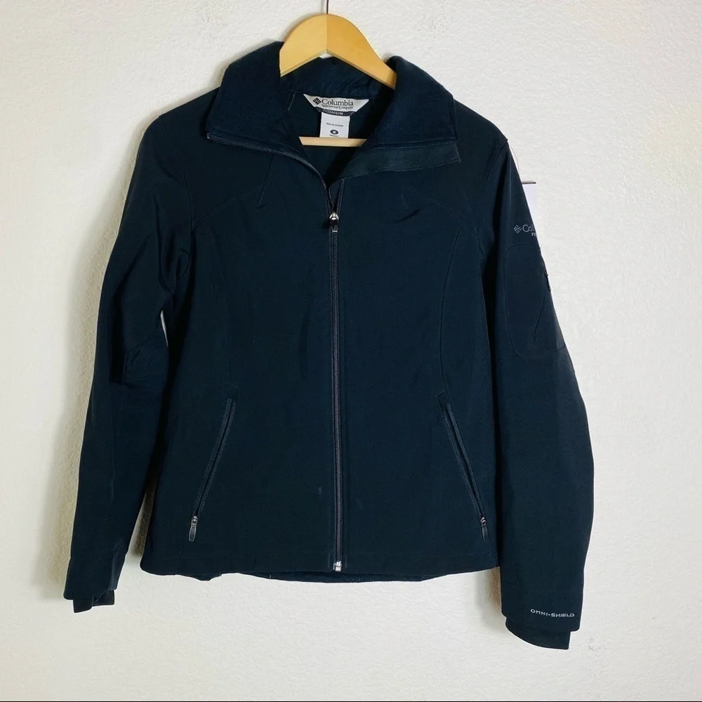 Columbia Titanium Omni-Shield Women's Jacket Size: Medium - Picture 1 of 6